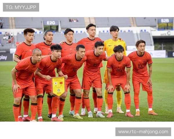 国足选帅结果出炉时间晚,重组面临无热身赛与人员抽调难题 国足选帅结果出炉时间晚,重组面临无热身赛与人员抽调难题