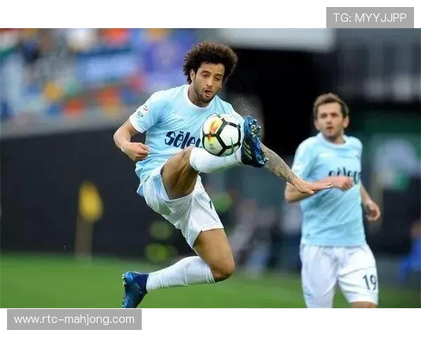 乌姆蒂蒂评德尚:顶级教练的战术标杆作用 乌姆蒂蒂评德尚:顶级教练的战术标杆作用