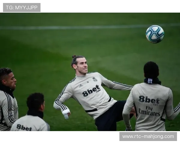 从青训到关键先生：贝尔纳代斯基的博洛尼亚重生之路